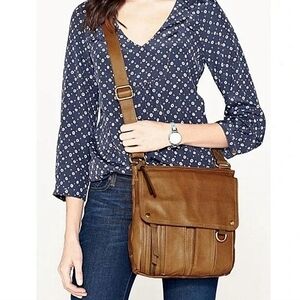 FOSSIL "MORGAN" Vintage Traveler Brown Leather Messenger Crossbody Shoulder Bag